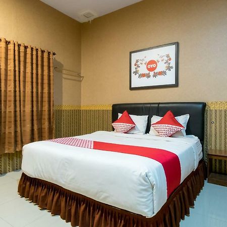 Oyo 741 Hotel Labuhan Raya Medan Eksteriør billede