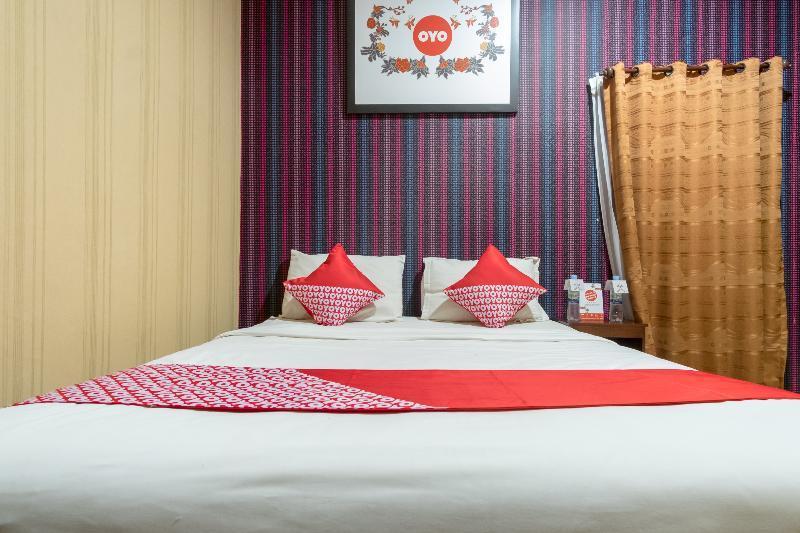Oyo 741 Hotel Labuhan Raya Medan Eksteriør billede