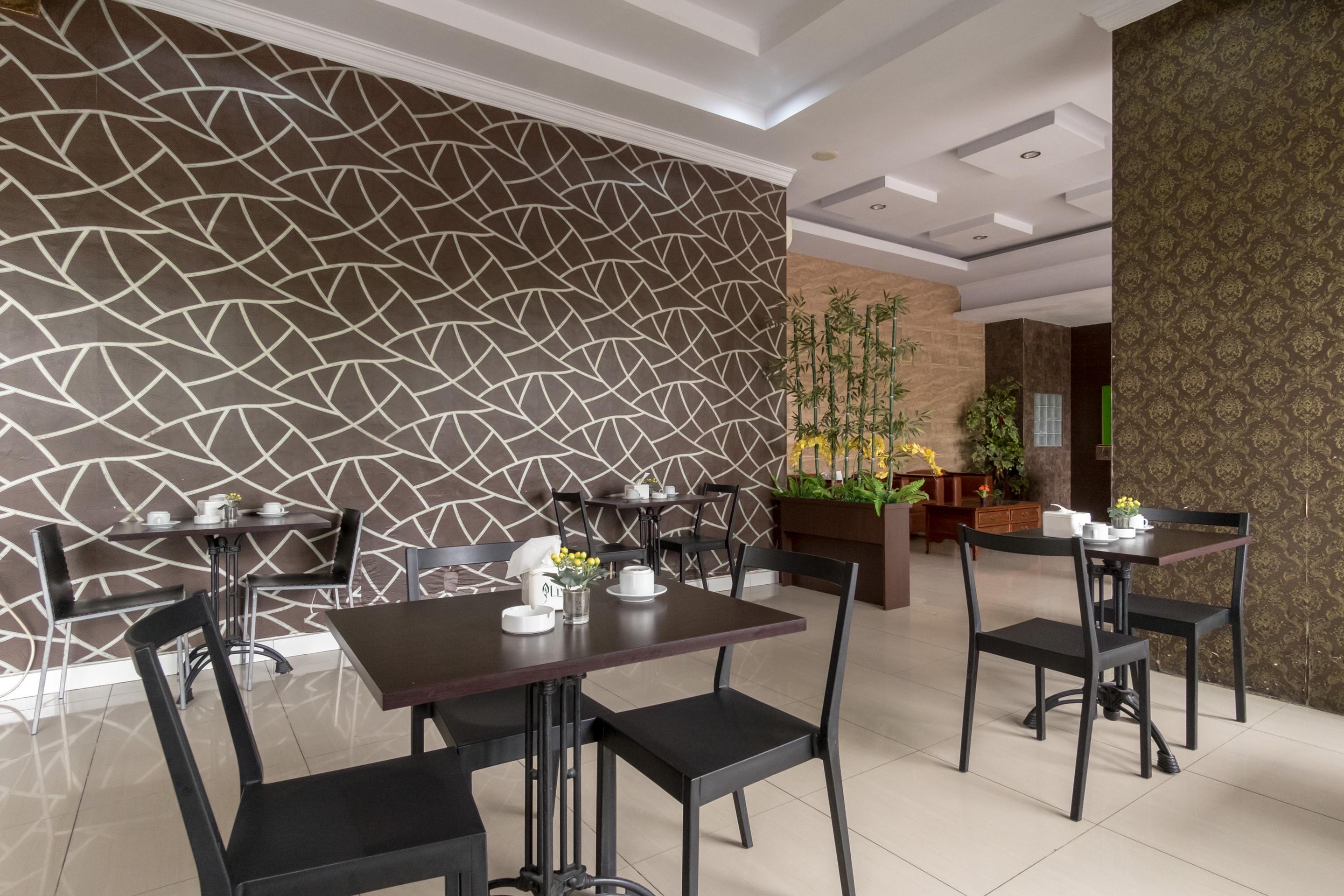 Oyo 741 Hotel Labuhan Raya Medan Eksteriør billede
