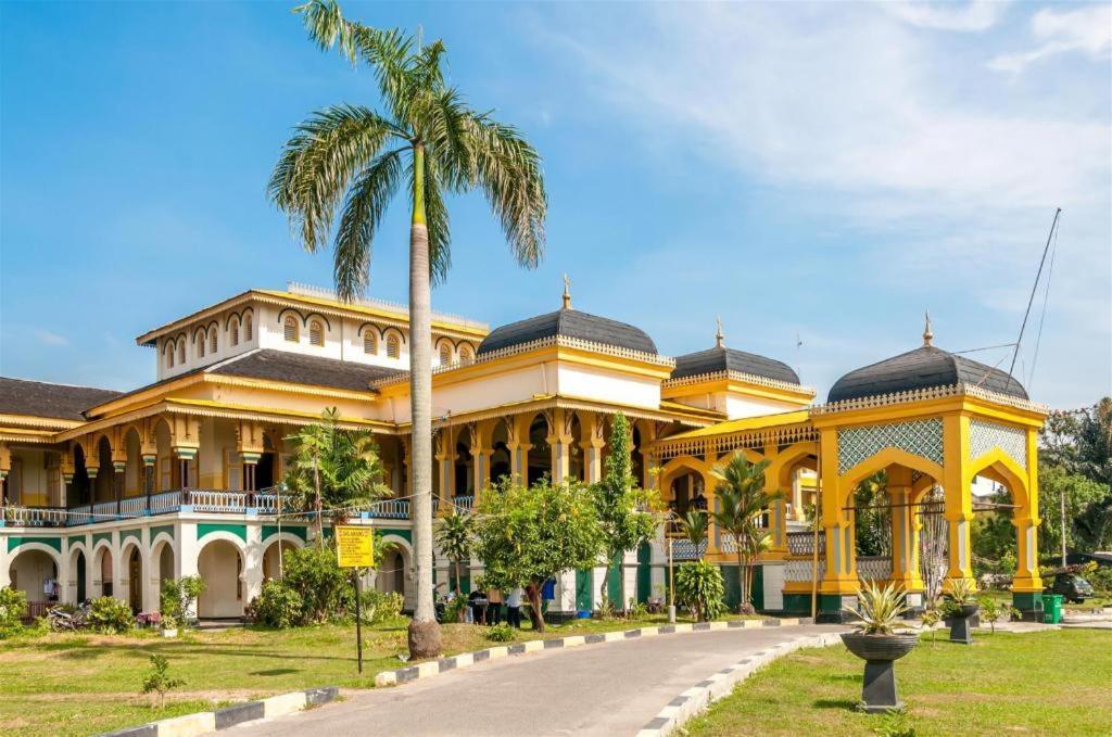 Oyo 741 Hotel Labuhan Raya Medan Eksteriør billede