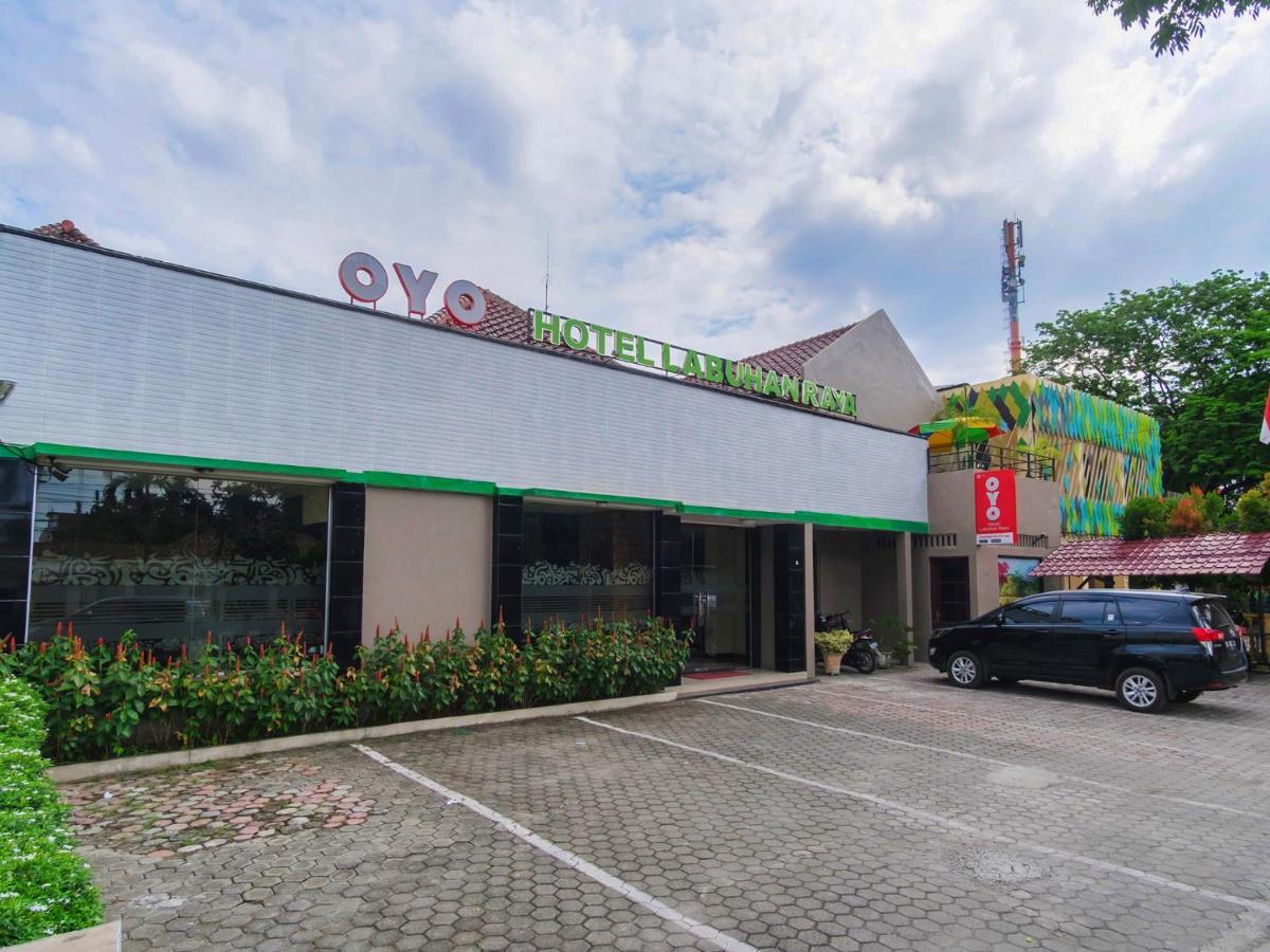 Oyo 741 Hotel Labuhan Raya Medan Eksteriør billede
