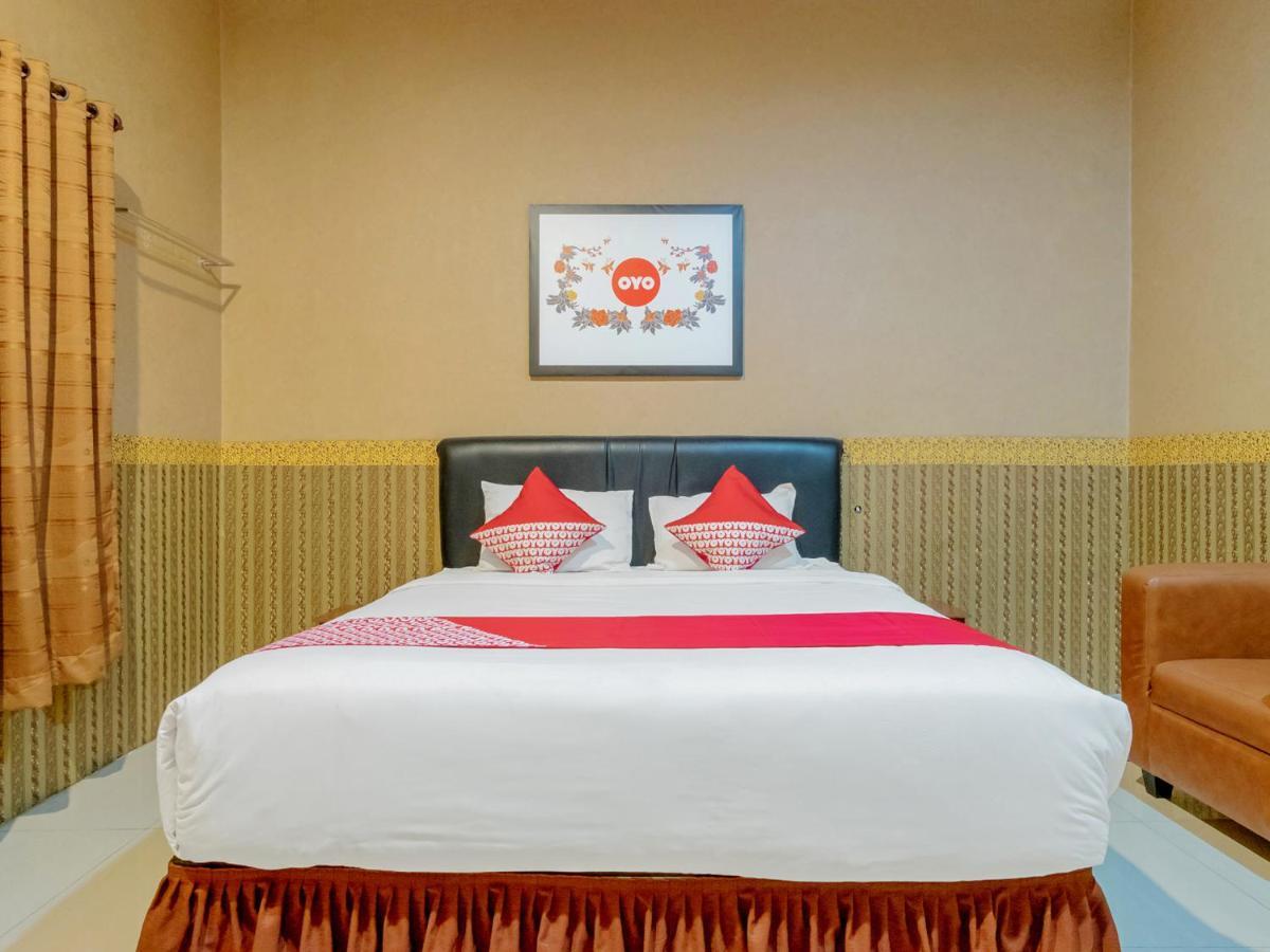 Oyo 741 Hotel Labuhan Raya Medan Eksteriør billede