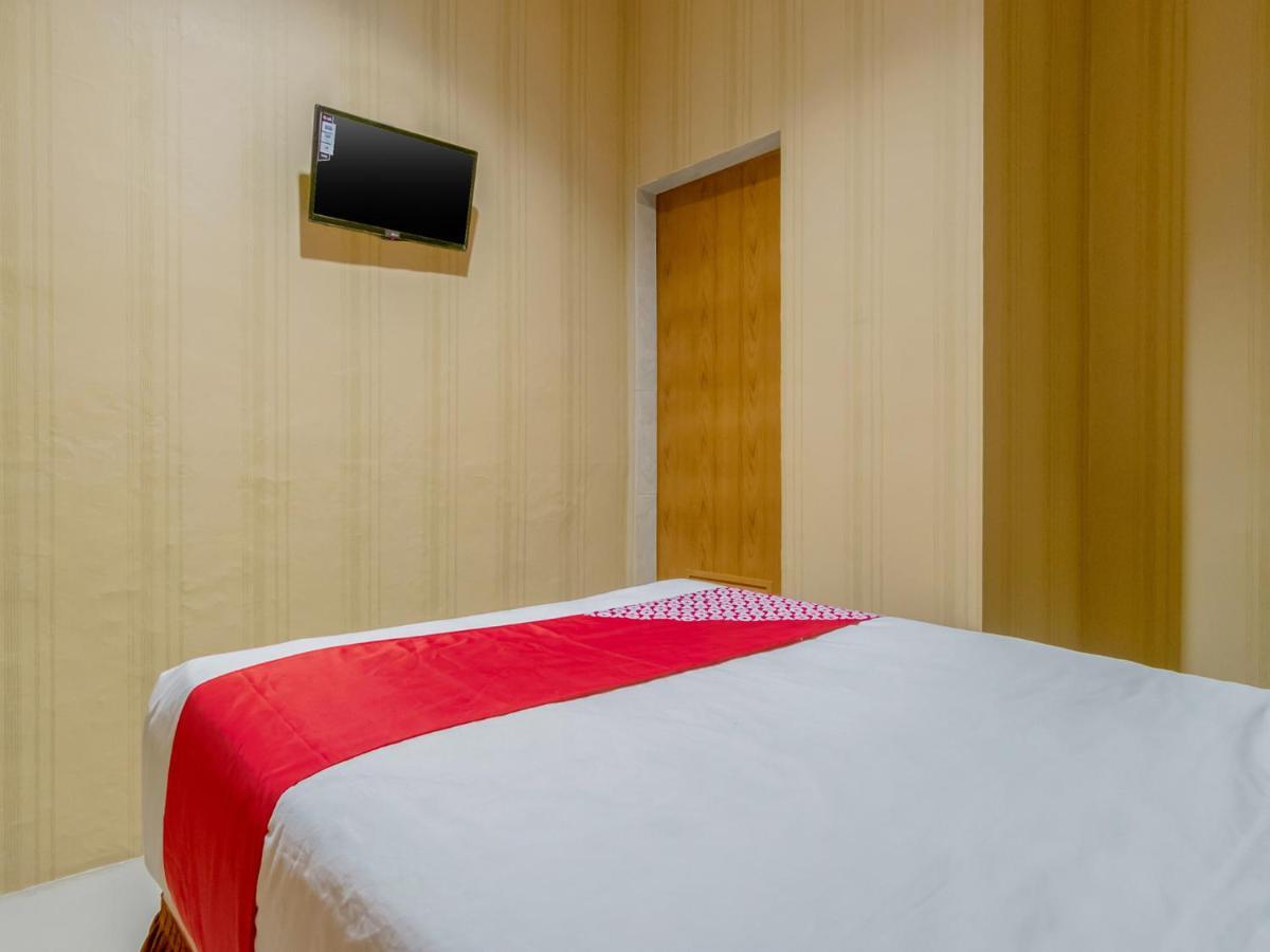 Oyo 741 Hotel Labuhan Raya Medan Eksteriør billede