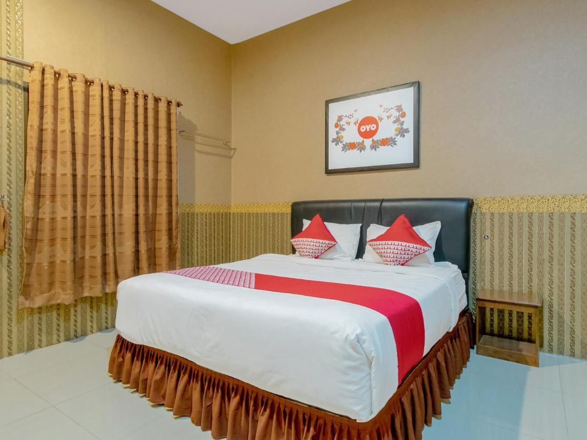 Oyo 741 Hotel Labuhan Raya Medan Eksteriør billede