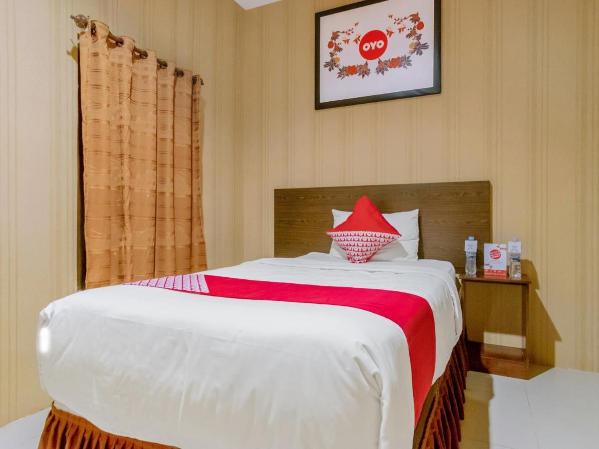 Oyo 741 Hotel Labuhan Raya Medan Eksteriør billede